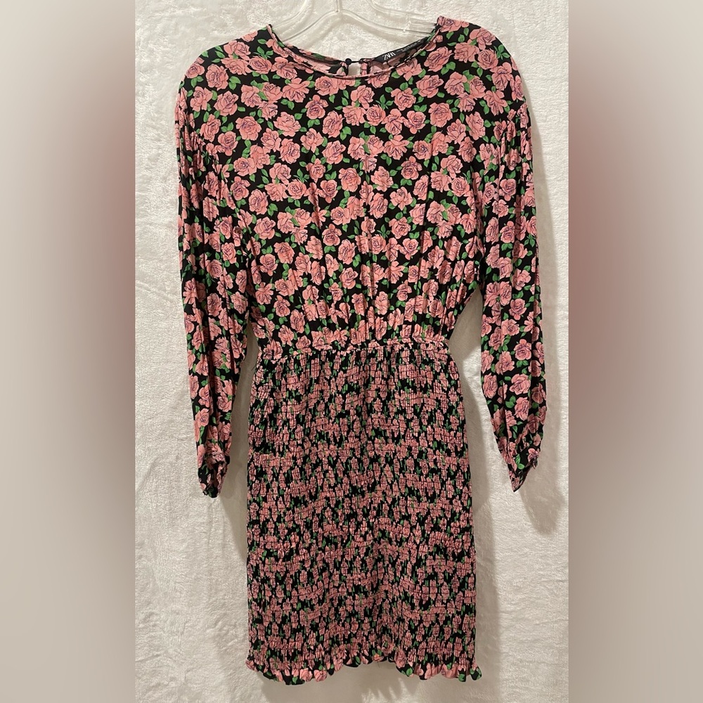 ZARA FLORAL PRINTED DRESS WITH ELASTIC DETAIL BLOGGERS Size XS (X4)